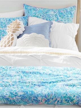 Lilly Pulitzer Pineapple Party Twin/XL Twin Comforter